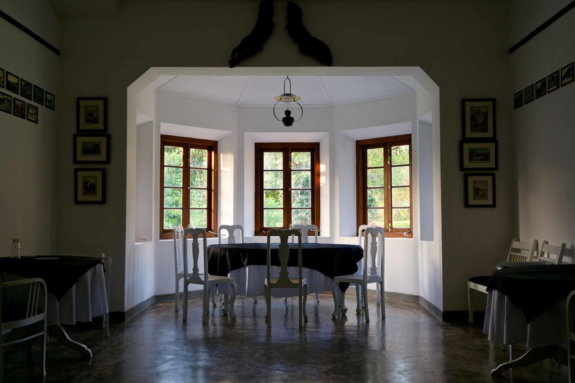 Mountbatten Bungalow- Thema Collection Kandy Luaran gambar